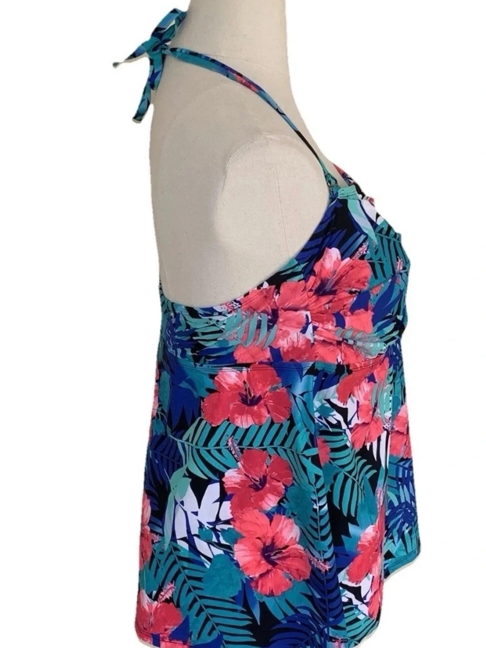 Catalina Tankini Swim Top 3X 22W 24W Cross Front Tropical Flower Swimsuit Halter